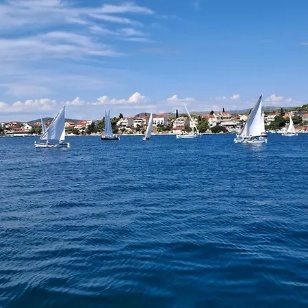 Sharo * Brodarica (Sibenik-Knin)