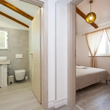 Sharo Apartamento Brodarica (Sibenik-Knin)