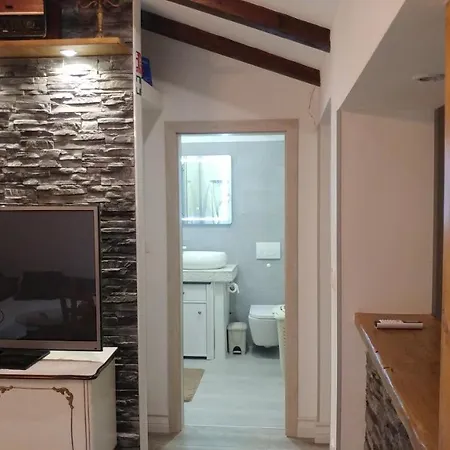 Sharo * Brodarica (Sibenik-Knin)