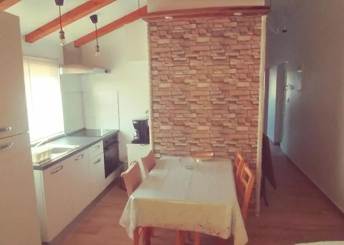 Apartman Sharo Brodarica (Sibenik-Knin)